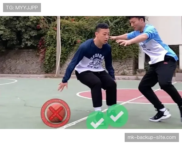 篮球规则详解:回场违例的构成要素与判罚 篮球规则详解:回场违例的构成要素与判罚